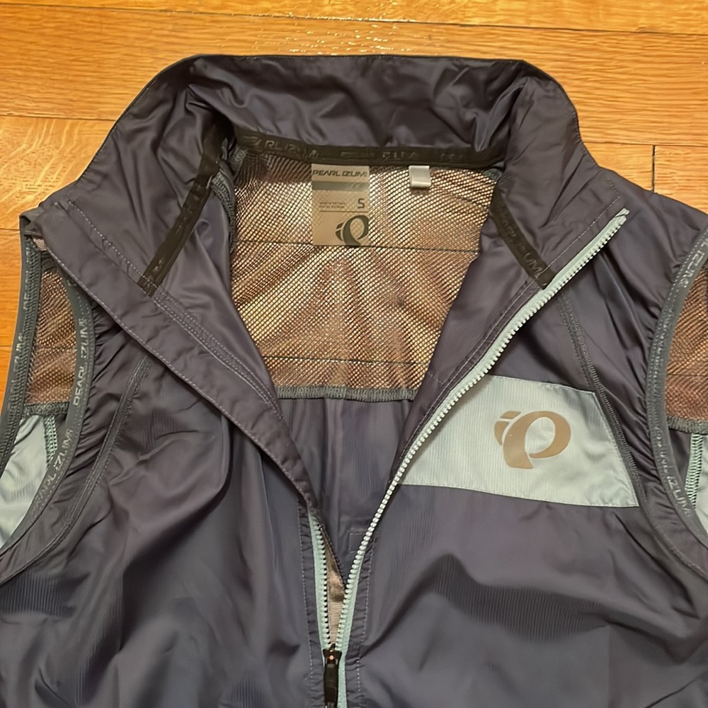 Cycling Jacket - image 8